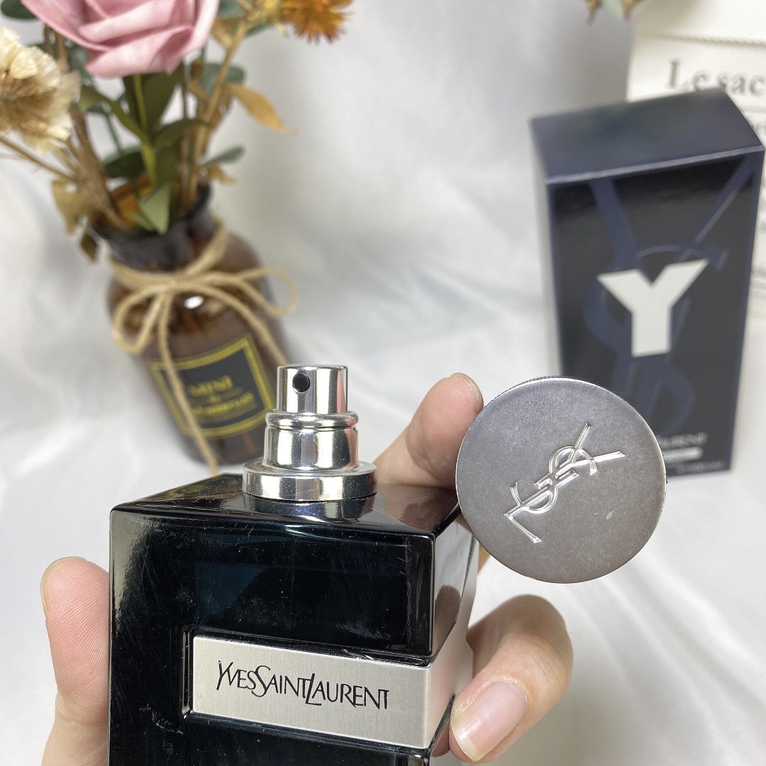 Saint Laurent perfume